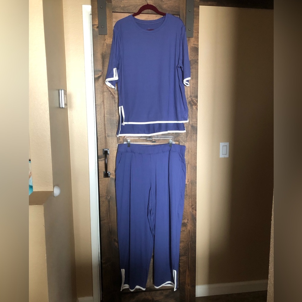 Super soft knit athleisure set by Cuddl Duds